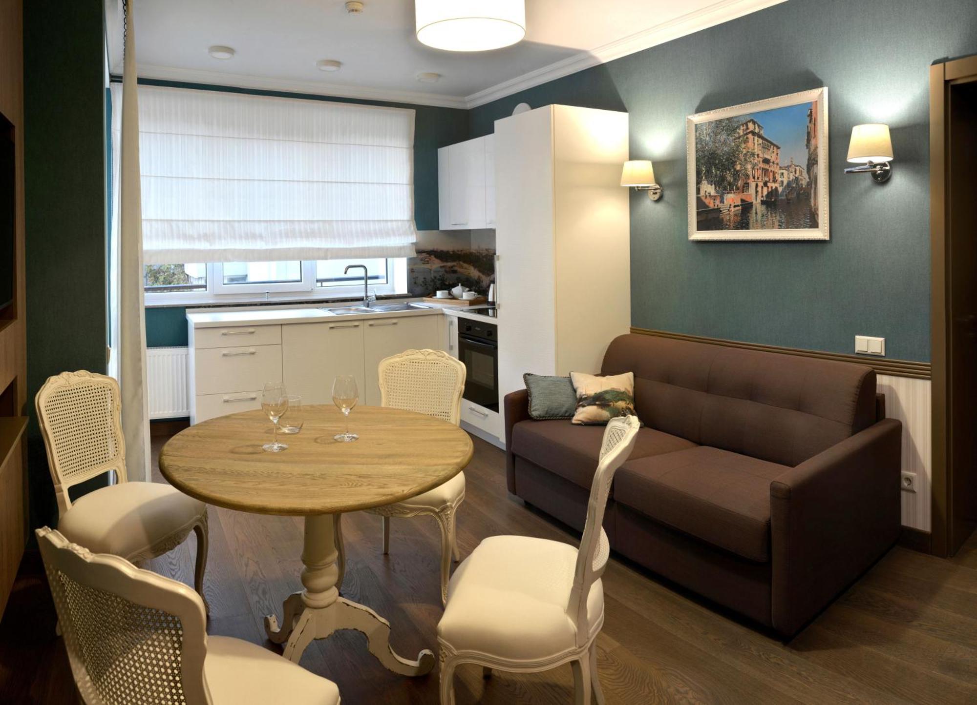 Zentrum Hotel Кишинёв Экстерьер фото