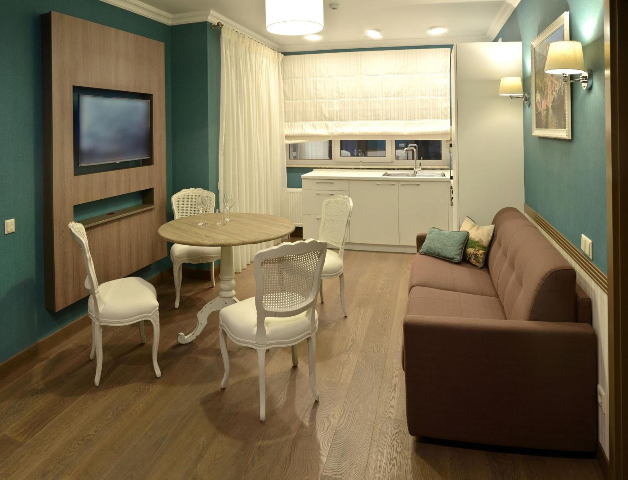 Zentrum Hotel Кишинёв Экстерьер фото