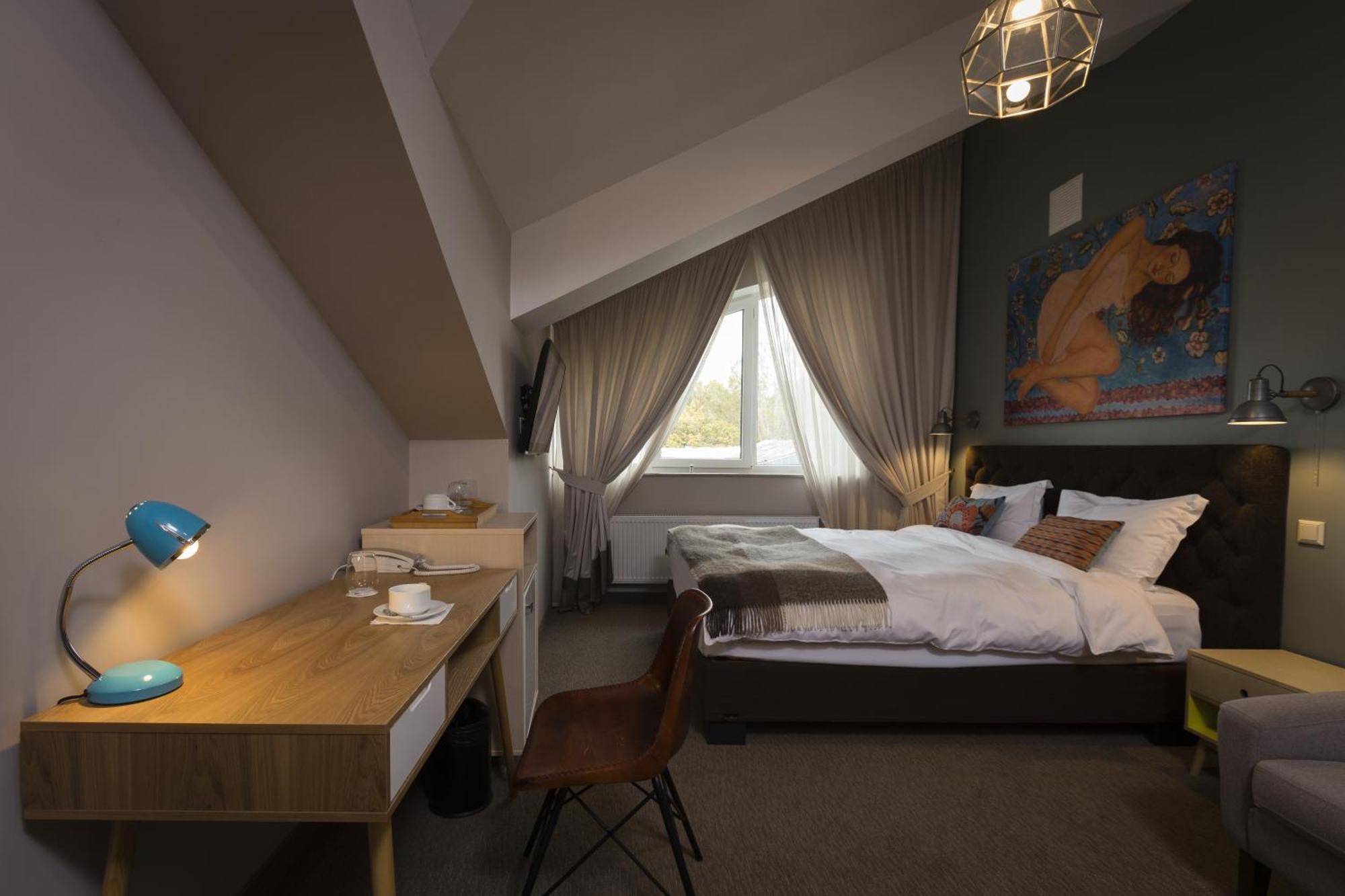 Zentrum Hotel Кишинёв Экстерьер фото